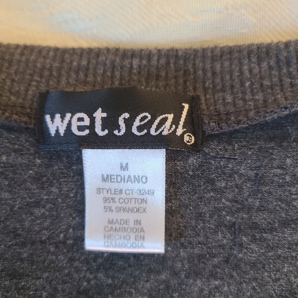 Cardigan - Picture 2 of 2